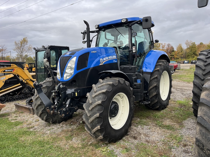 New Holland T7.200 CVT Tractor for sale 