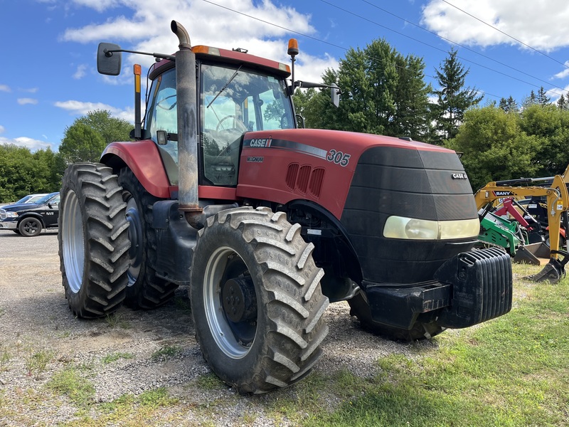 Case Magnum 305 Tractor for sale 