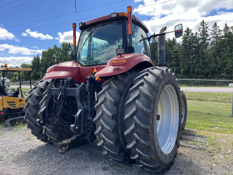 Case Magnum 305 Tractor for sale 
