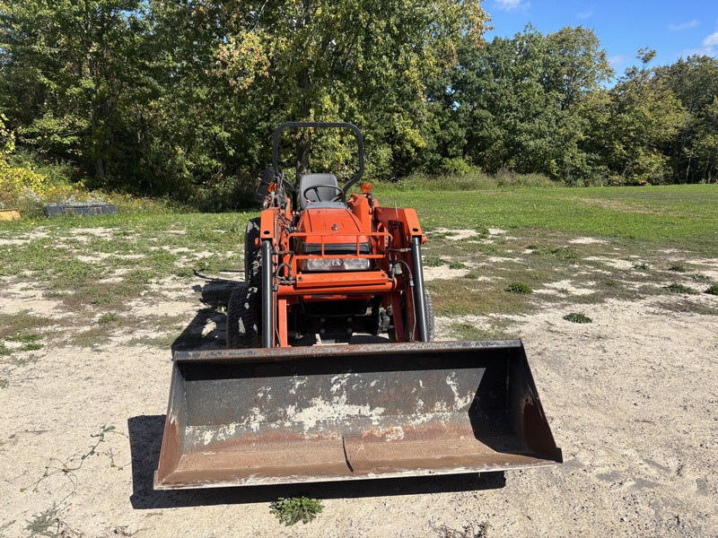 Kubota L4610 Tractor Loader for sale 
