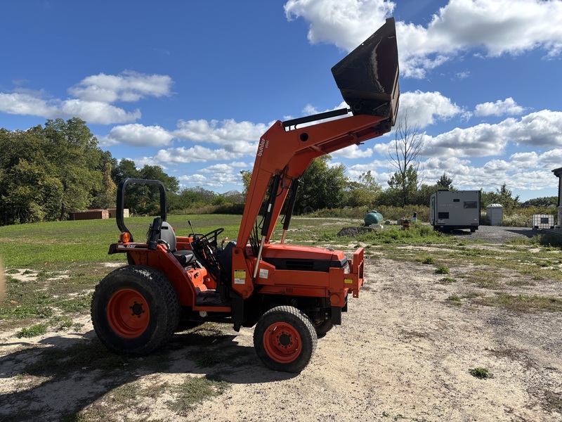 Kubota L4610 Tractor Loader for sale 