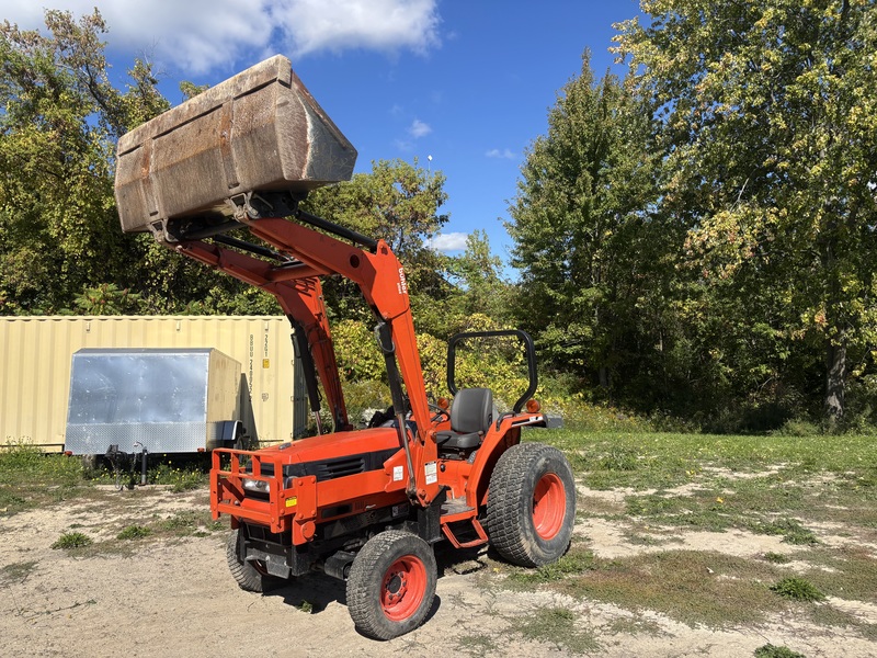 Kubota L4610 Tractor Loader for sale 