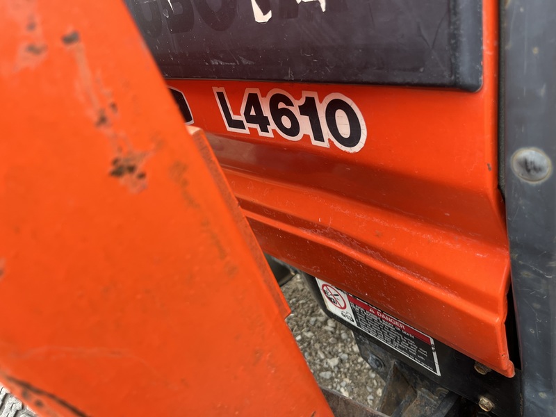 Kubota L4610 Tractor Loader for sale 