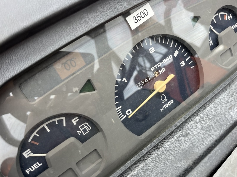 Kubota L4610 Tractor Loader for sale 