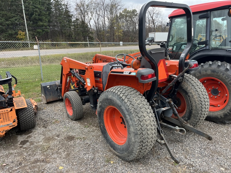 Kubota L4610 Tractor Loader for sale 