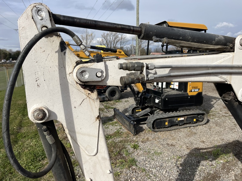 Bobcat 322 Mini Excavator for sale 