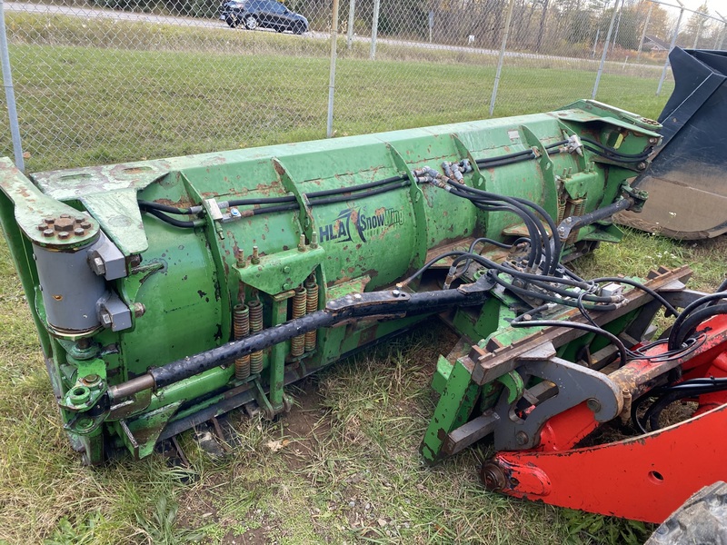 JCB 409 Compact Wheel Loader with plow 