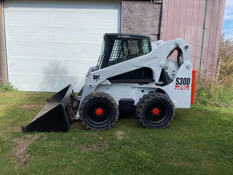 Construction  Bobcat S300 Photo