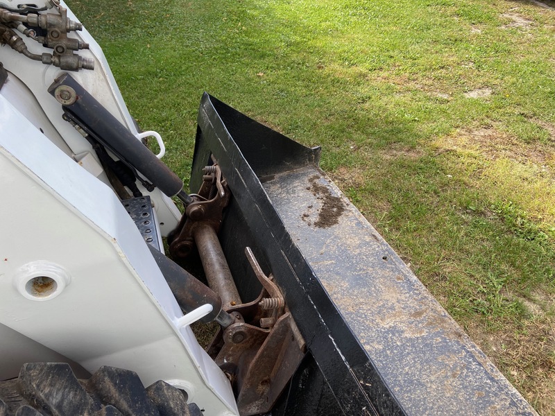 Construction  Bobcat S300 Photo