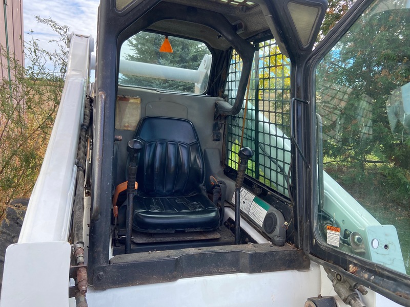 Construction  Bobcat S300 Photo