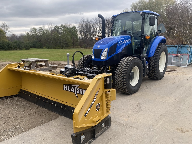 New Holland Powerstar 120 Tractor w/Plow 