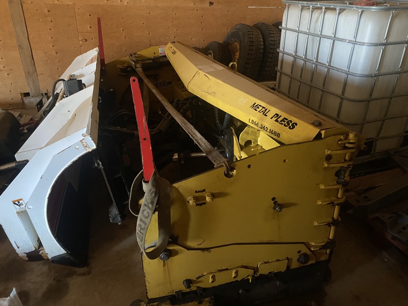 Metal Pless 8-14-36 LE Hydraulic Snow Plow 