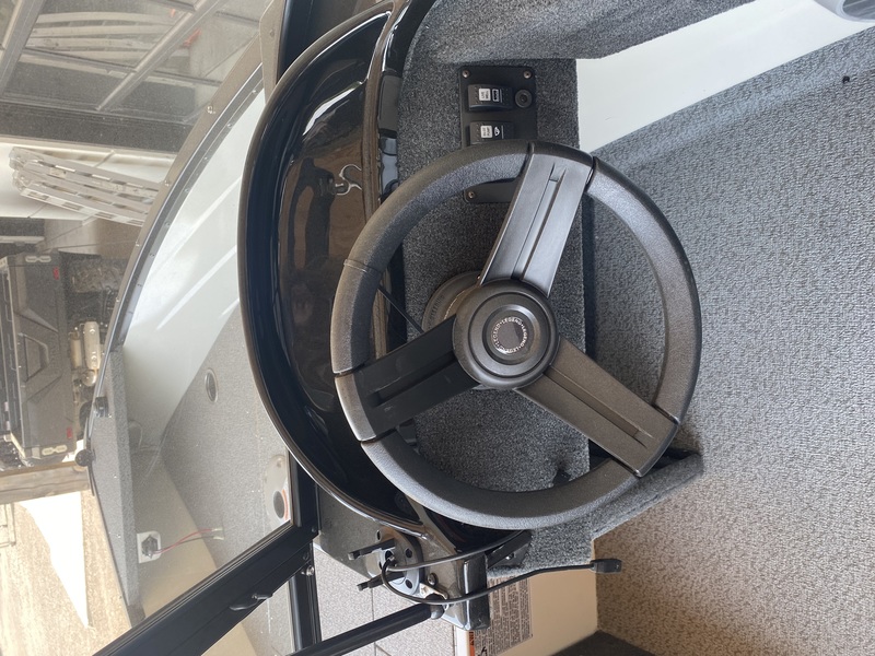 Boats  2026 Legend R15 Photo