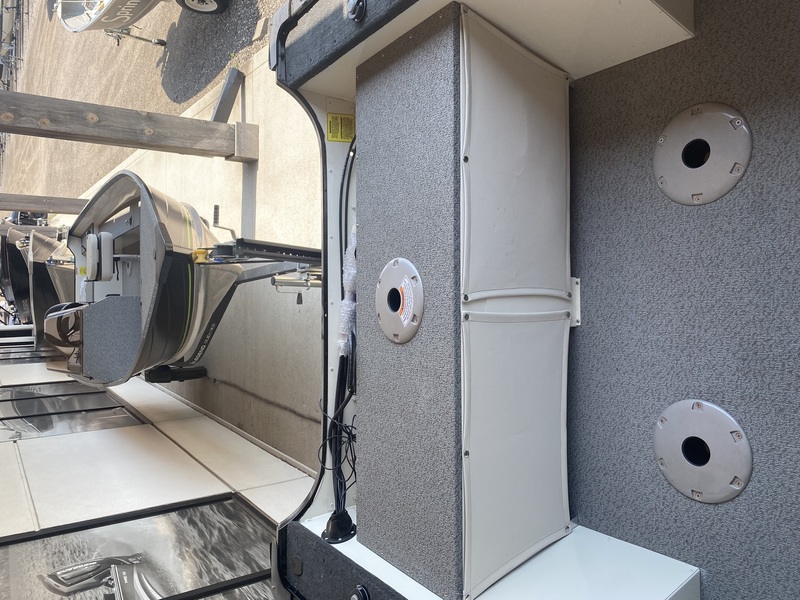 Boats  2026 Legend R15 Photo