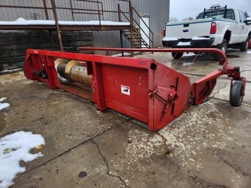 Combines & Harvesting Equipment  Case IH 1015 Pickup Head  Photo