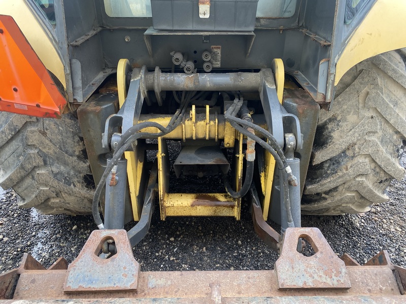 New Holland LV80 Industrial Tractor Loader w/plow