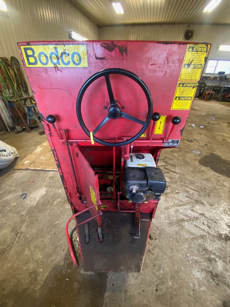 Miscellaneous  Feed Cart - Bodco 53 Photo
