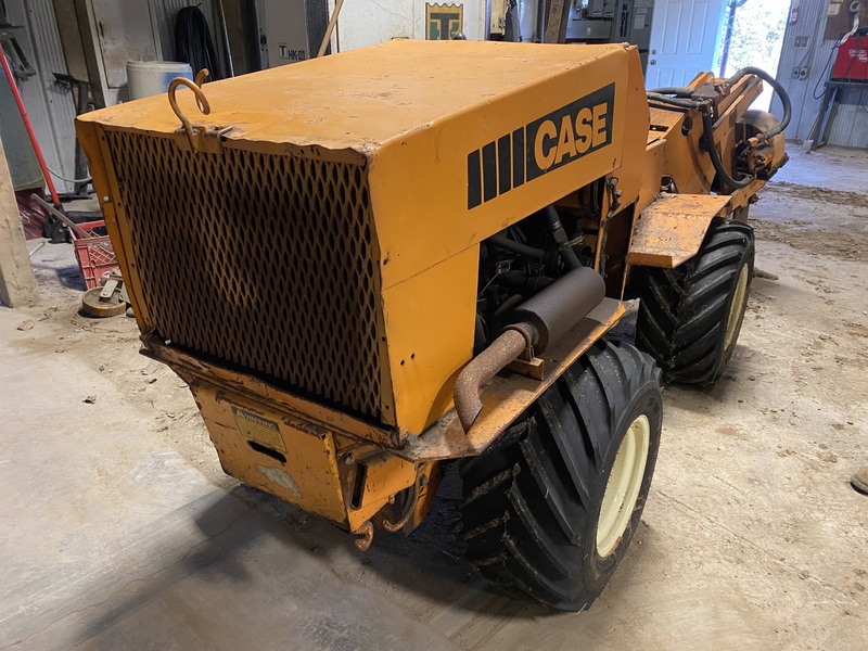 Case DH5 Trencher/Cable puller 