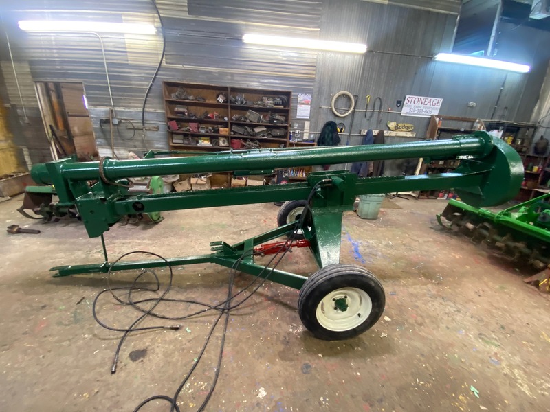 Manure Equipment  Husky Manure Pump - 6" x 10.5' Photo