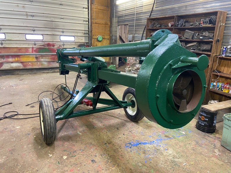 Manure Equipment  Husky Manure Pump - 6" x 10.5' Photo