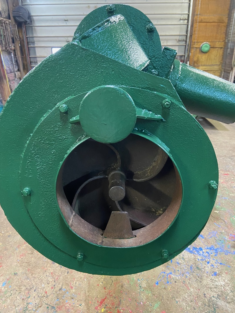 Manure Equipment  Husky Manure Pump - 6" x 10.5' Photo