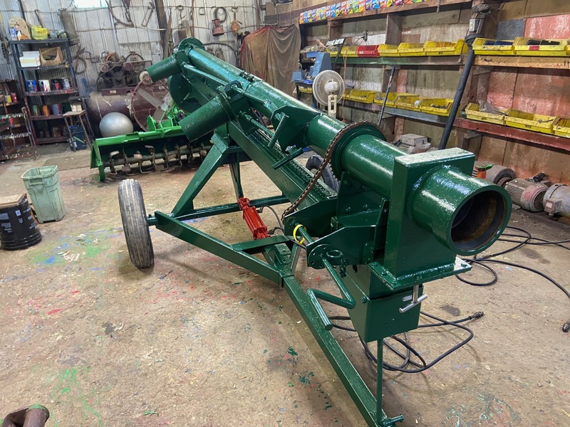 Manure Equipment  Husky Manure Pump - 6" x 10.5' Photo