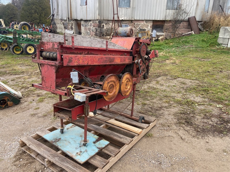 Vegetable Equipment  Potato Seed Cutter Photo