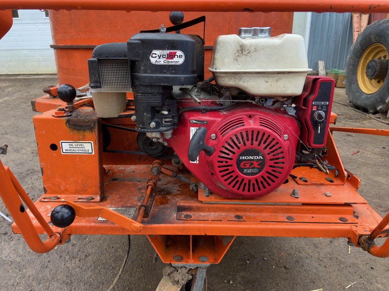 Hay/Forage/Livestock  Valmetal Bale Chopper Photo