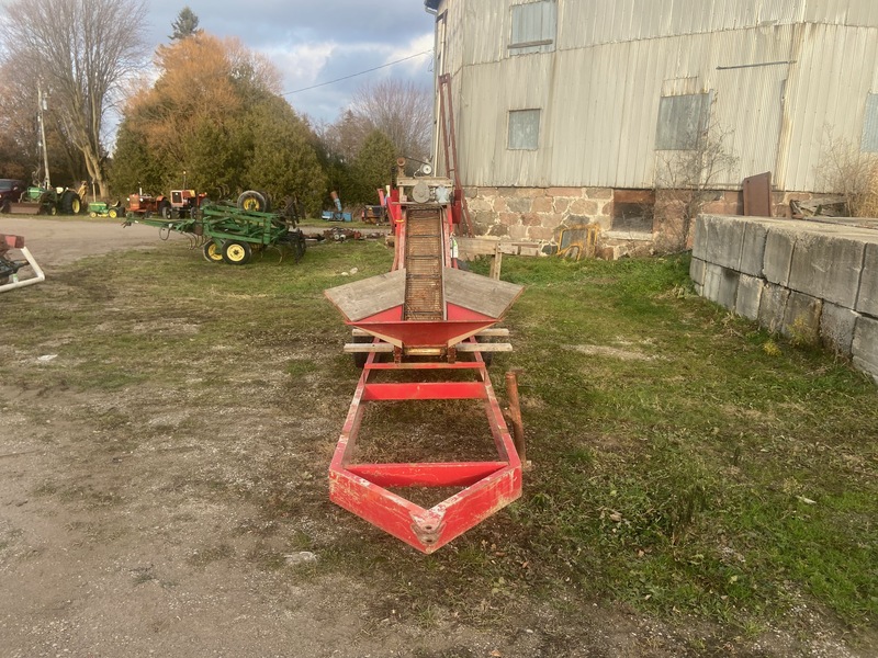 Vegetable Equipment  Boggs Potato + Onion Grader Photo