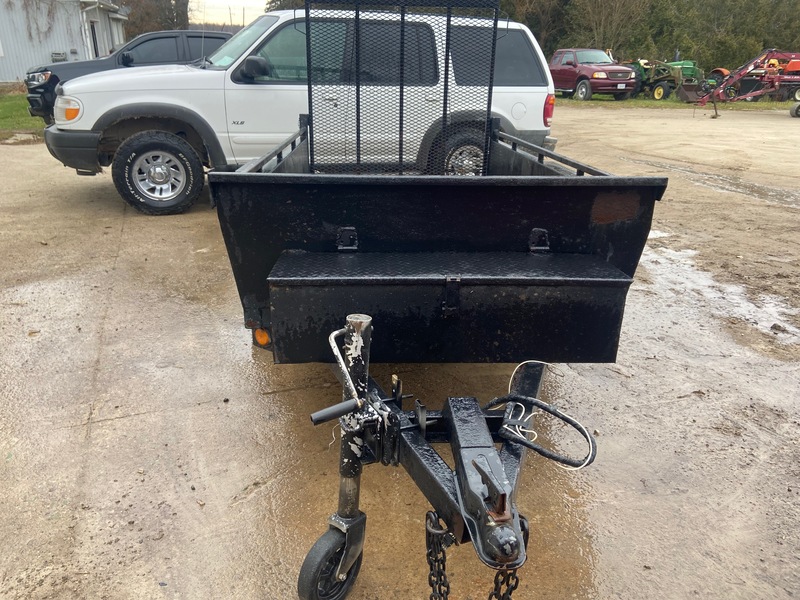 Trailers  Utility Trailer - 4.2' x 8.2' Photo