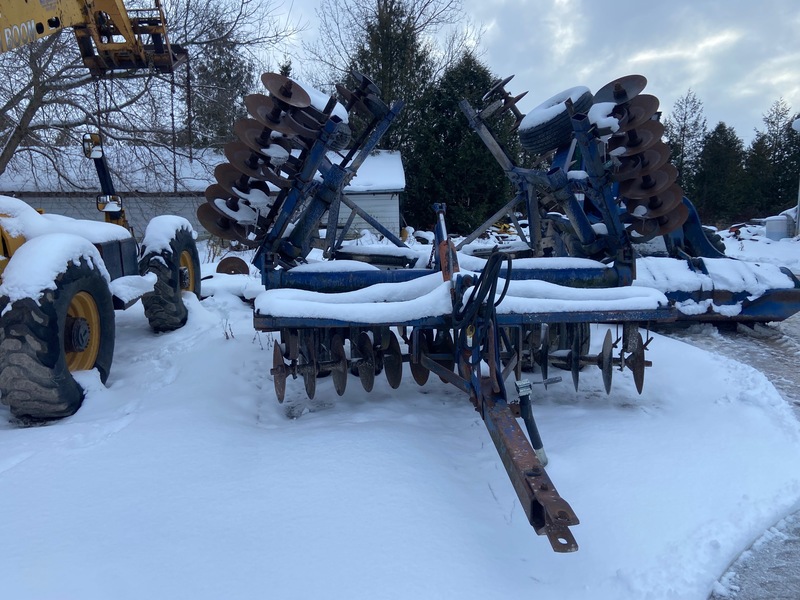 Tillage - Discs  Ford Disc - 22FT Photo