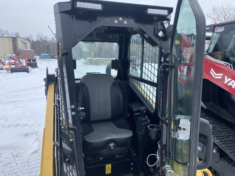 ASV RT40 Compact Track Loader - 199hrs