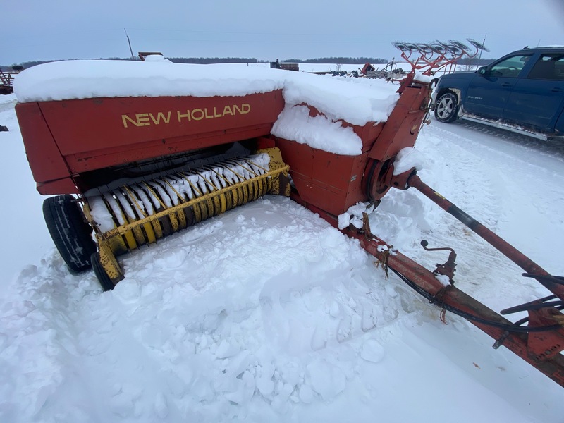 Hay/Forage/Livestock  NH 315 Baler Photo
