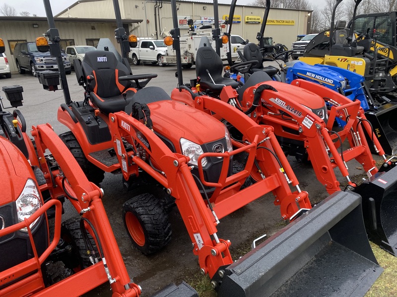 Kioti CS2220 Sub Compact Tractor 