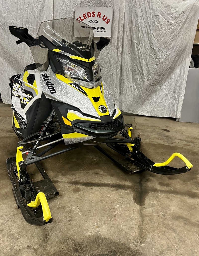 Snowmobiles  2016 Ski-Doo MXZX 1200 Photo