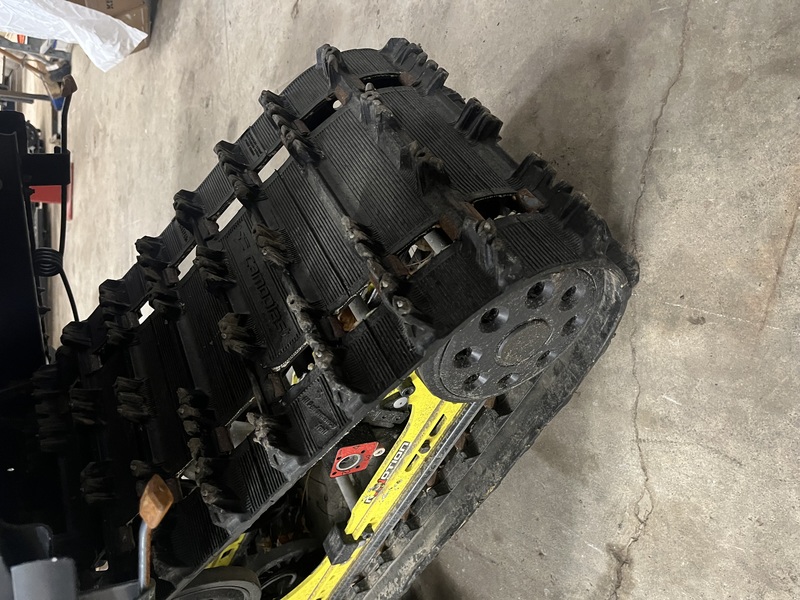 Snowmobiles  2016 Ski-Doo MXZX 1200 Photo