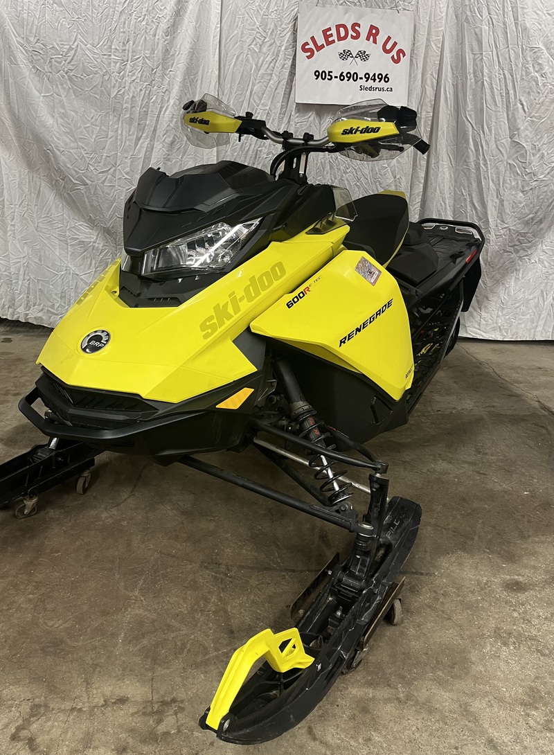 Snowmobiles  2022 Ski-Doo 600R Renegade  Photo