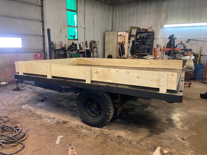 Wagons  Dump Trailer - 7.5' x 11' Photo