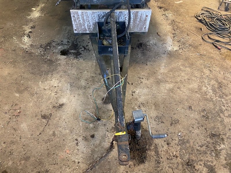 Wagons  Dump Trailer - 7.5' x 11' Photo