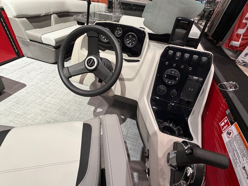 Princecraft Boats  2026 Princecraft Vectra 19L (Black & White) Photo