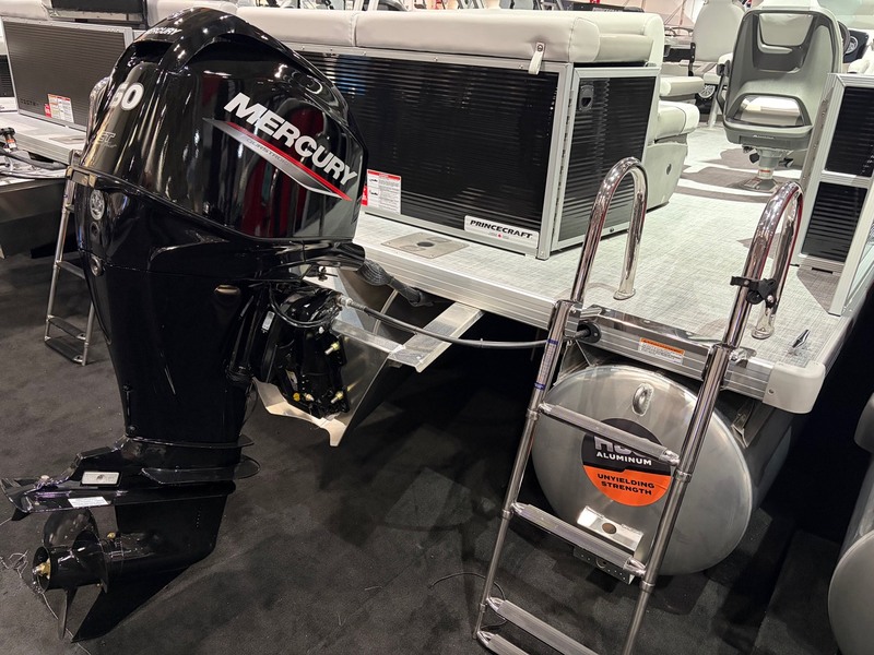 Princecraft Boats  2026 Princecraft Vectra 19L (Black & White) Photo