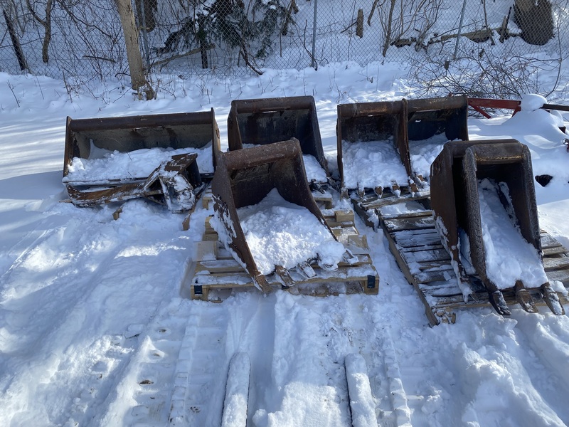 Backhoe Buckets and Frost Ripper for sale 