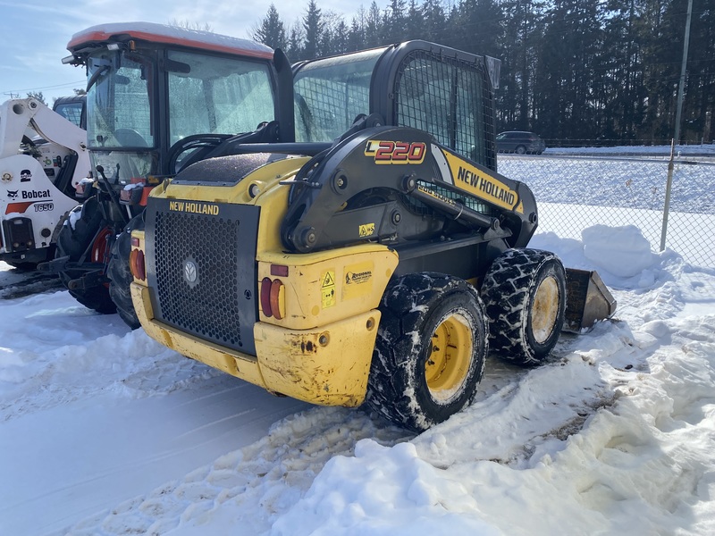 New Holland L220 Skid Steer Loader for sale 
