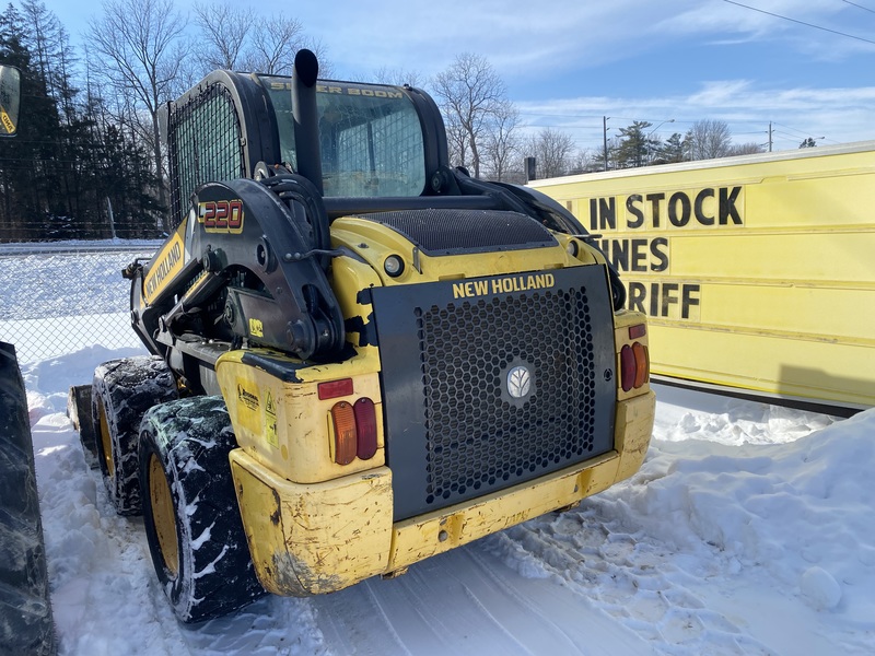 New Holland L220 Skid Steer Loader for sale 