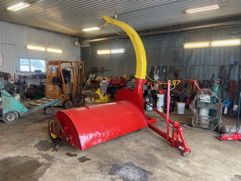 Harvesting Equipment  Gehl Crop Chopper  Photo
