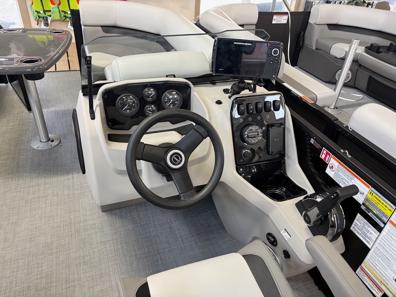 Princecraft Boats  2026 Princecraft Vectra 21RL Pontoon Boat Photo