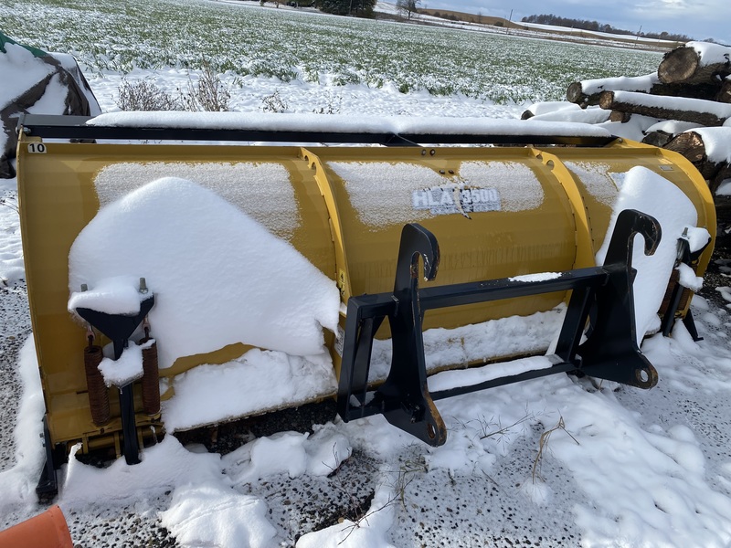 HLA 3500 10’ Snow Pusher w/Backdrag 