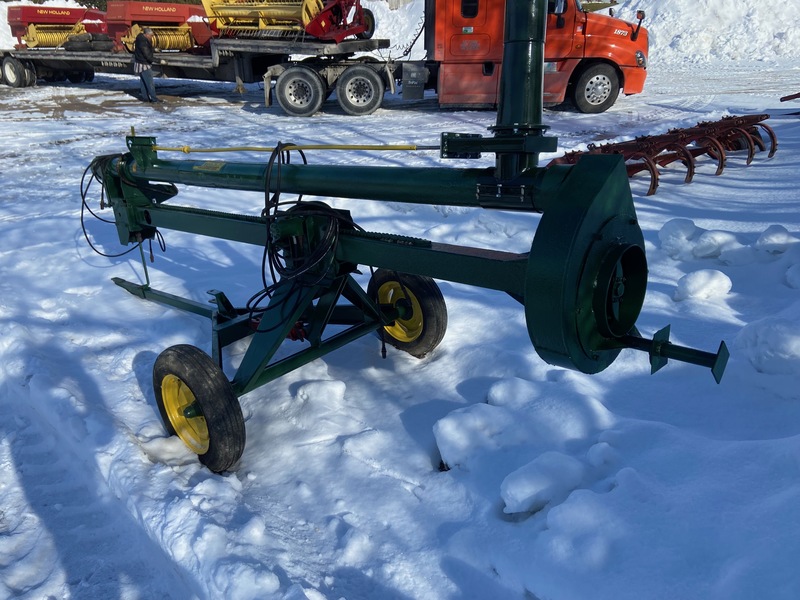 Manure Equipment  Husky Manure Pump - 6" x 10.5' Photo