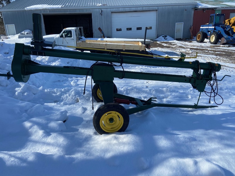 Manure Equipment  Husky Manure Pump - 6" x 10.5' Photo