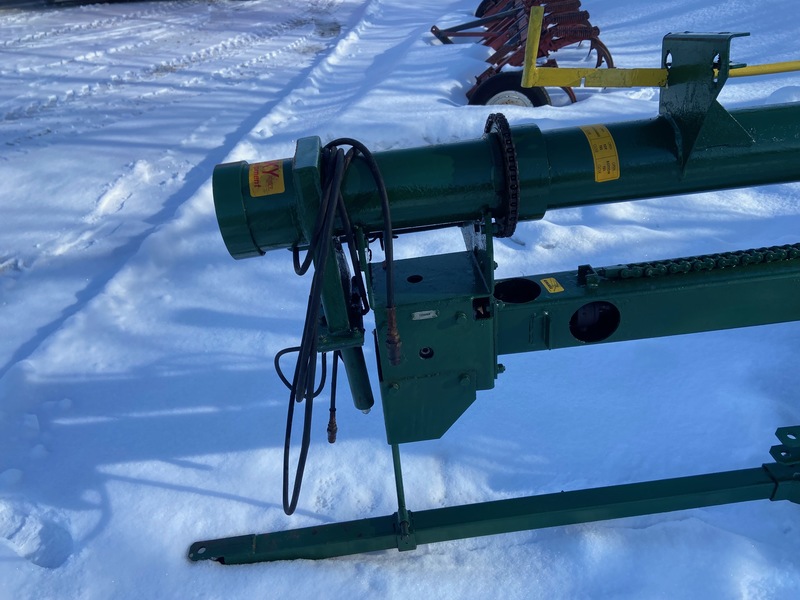 Manure Equipment  Husky Manure Pump - 6" x 10.5' Photo